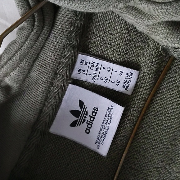 Adidas Cropped Olive Quarter Zip Sweatshirt - Picture 6 of 6